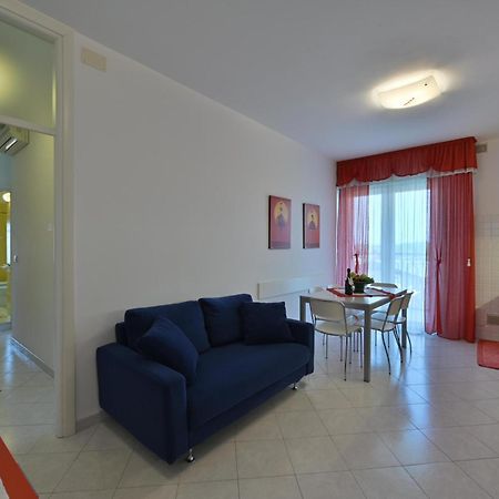 Residence Mariavittoria Lido di Jesolo Exteriör bild