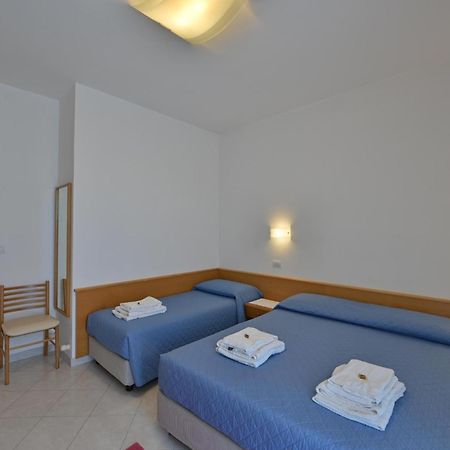 Residence Mariavittoria Lido di Jesolo Exteriör bild