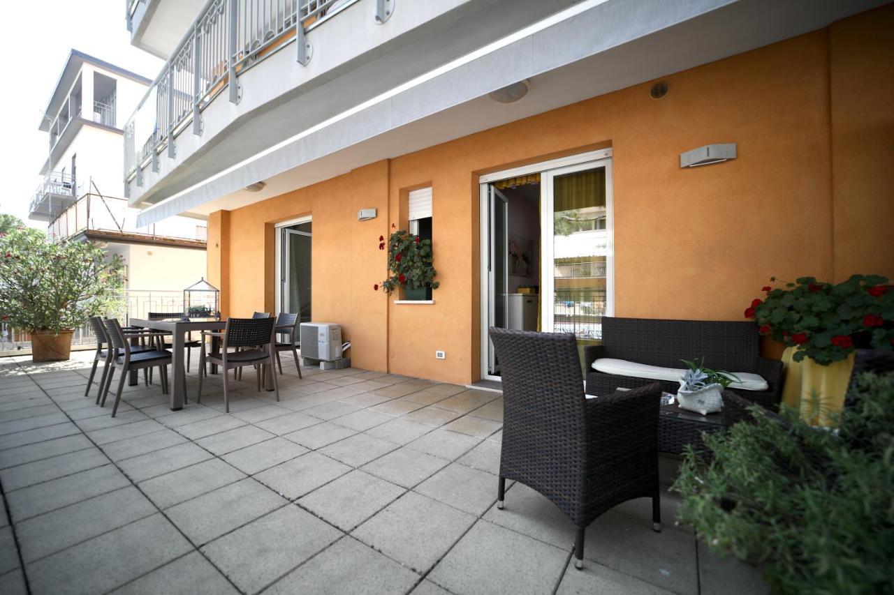 Residence Mariavittoria Lido di Jesolo Exteriör bild