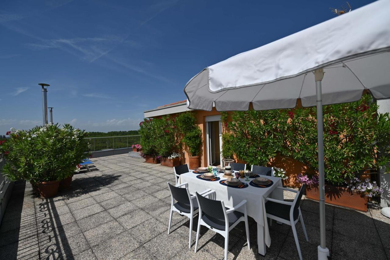Residence Mariavittoria Lido di Jesolo Exteriör bild