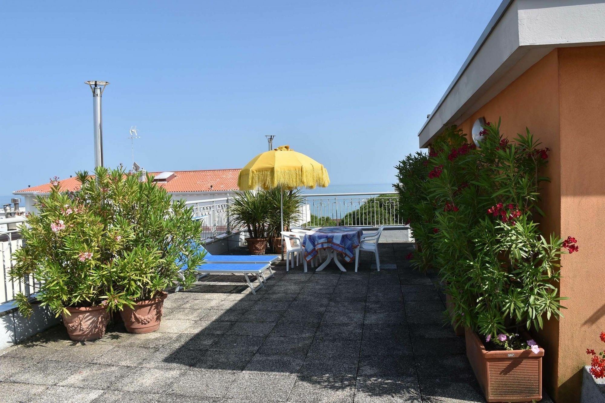 Residence Mariavittoria Lido di Jesolo Exteriör bild